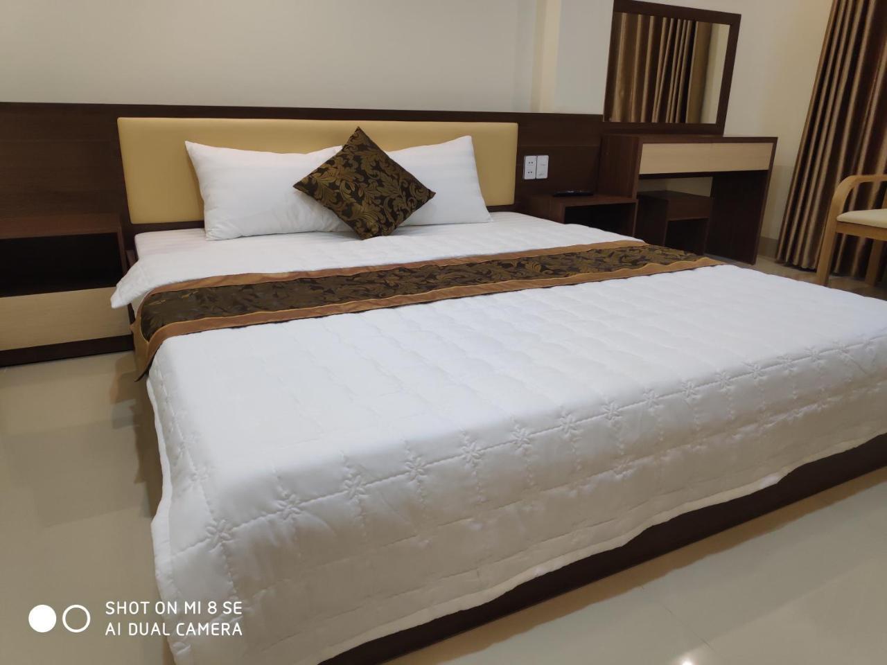 Ngoc Anh Hotel Ha Long Zewnętrze zdjęcie